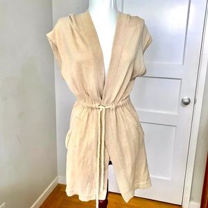 525 America Beachy Linen Blend Longline Sleeveless Hoodie, Medium